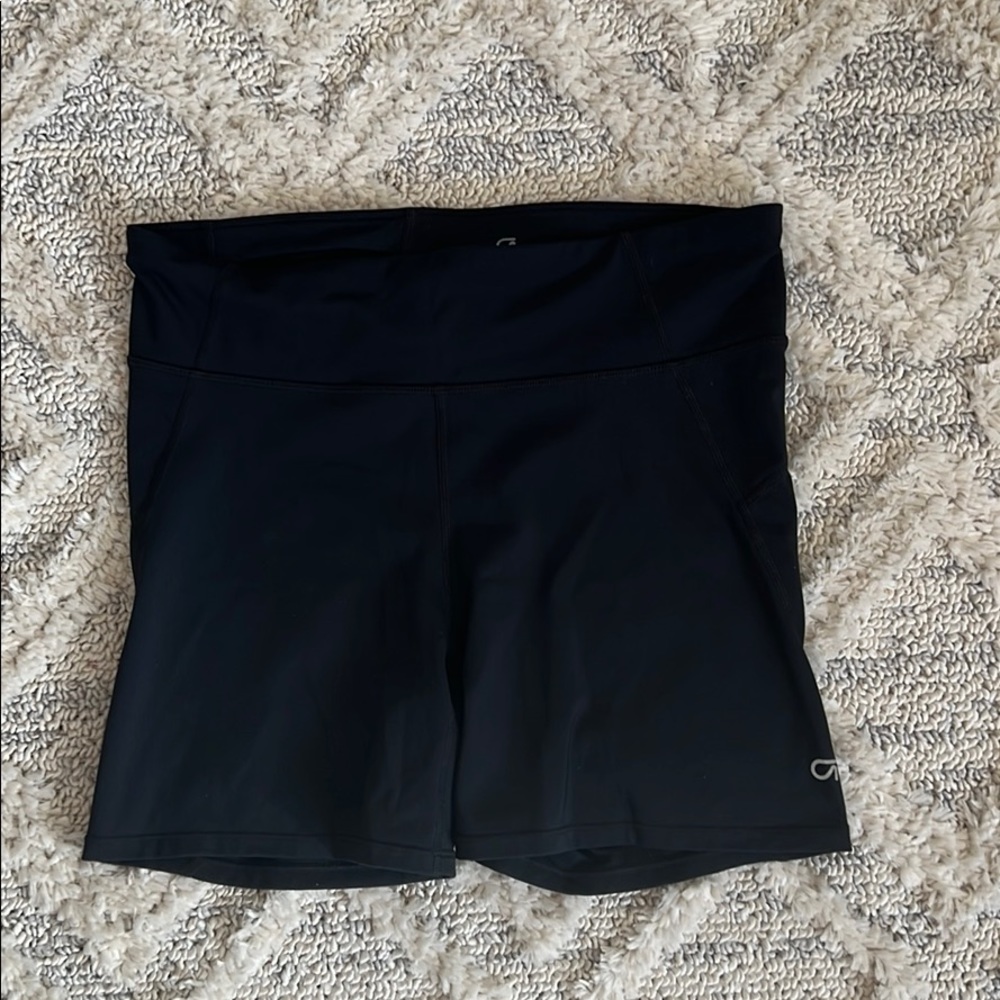 Gap bike shorts